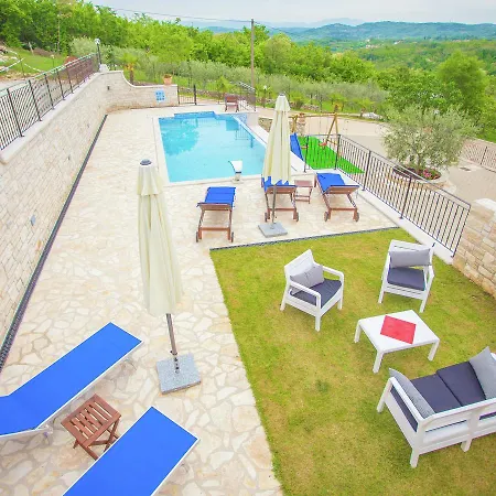 Villa Modern With Pool In Rakotule Croatia Karojba