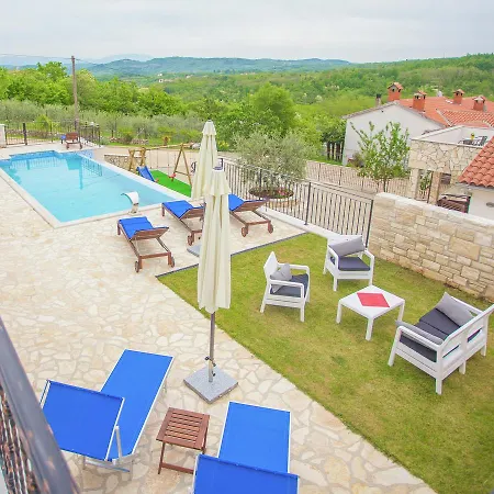 Villa Modern With Pool In Rakotule Croatia Karojba